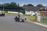 Vintage-motorcycle-club;eventdigitalimages;mallory-park;mallory-park-trackday-photographs;no-limits-trackdays;peter-wileman-photography;trackday-digital-images;trackday-photos;vmcc-festival-1000-bikes-photographs